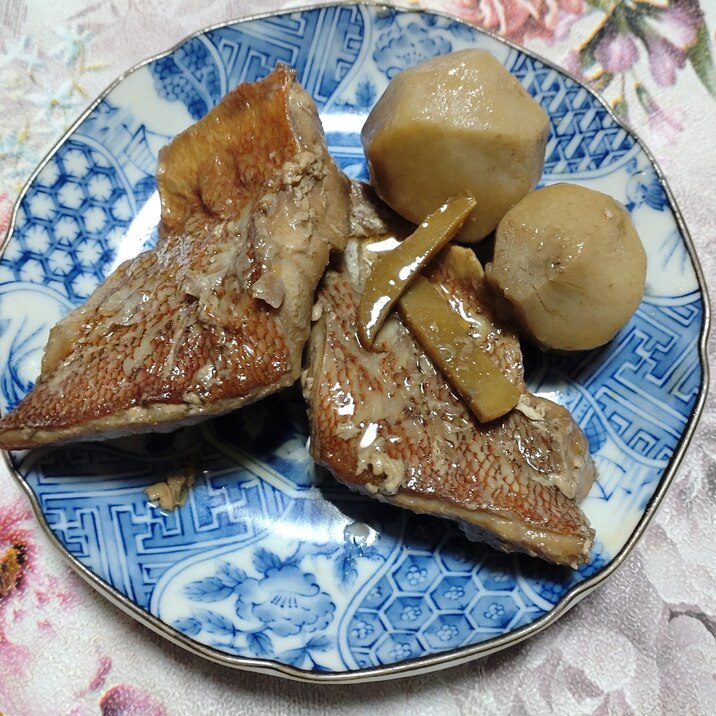 赤魚と里芋の煮付け